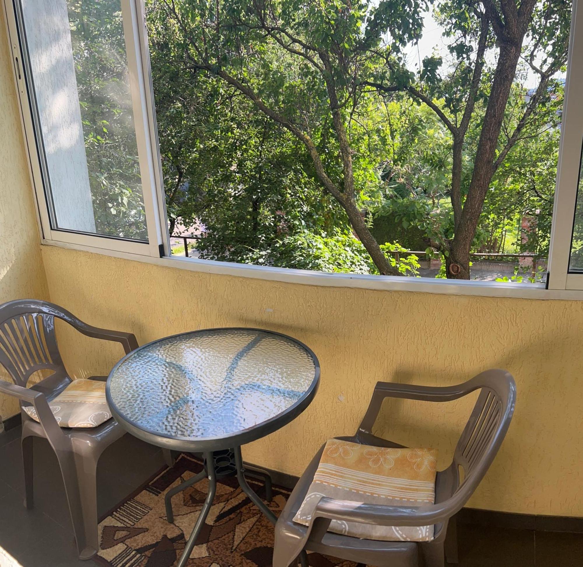 Apartment Oksi Львів Екстер'єр фото